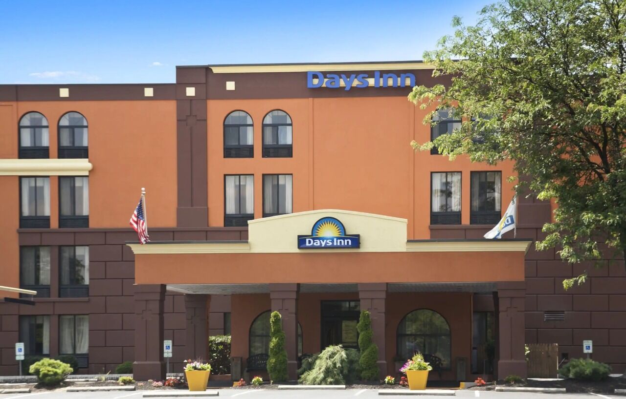 Days Inn By Wyndham Reading Wyomissing Dış mekan fotoğraf